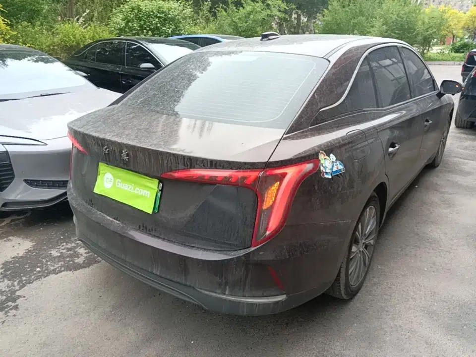 Hongqi E-QM5 2023 620km PLUS — миниатюра 6