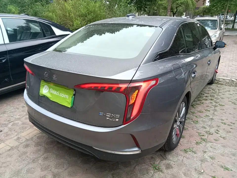 Hongqi E-QM5 2024 610 km PLUS — миниатюра 6