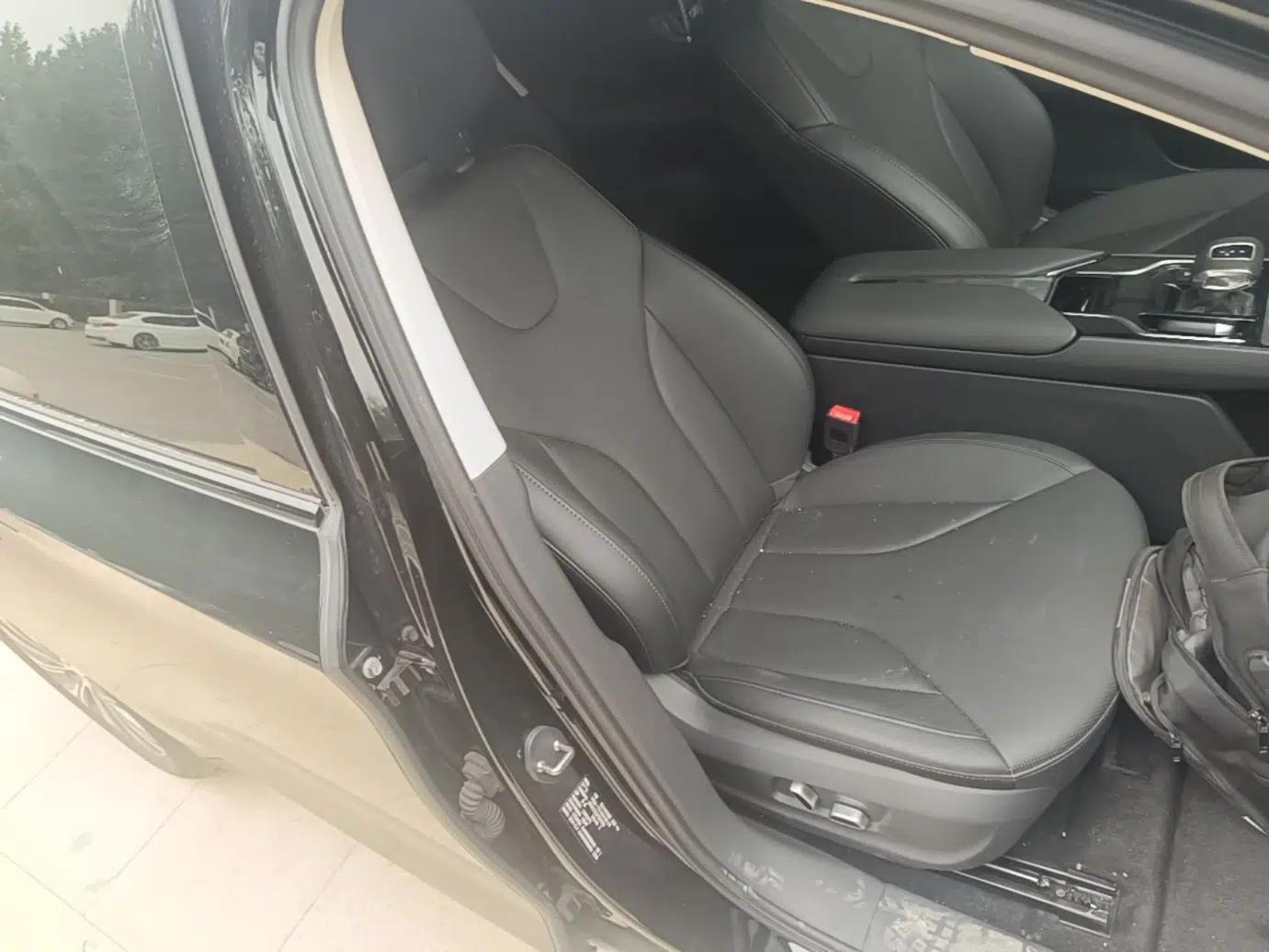 Hongqi E-QM5 2023 620km PLUS — миниатюра 23