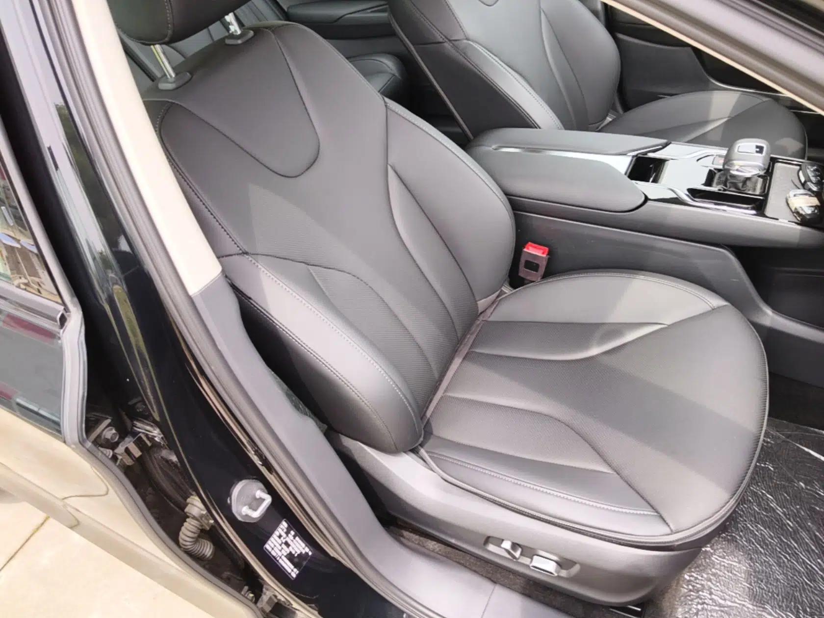 Hongqi E-QM5 2023 Revised Version Basic Travel Edition — миниатюра 23