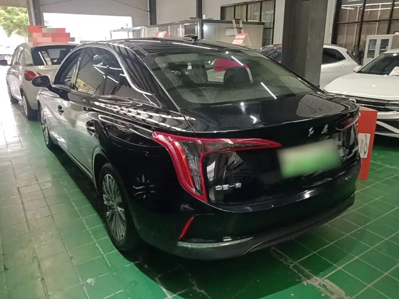 Hongqi E-QM5 2022 431 km Charge & Enjoy Edition — миниатюра 4