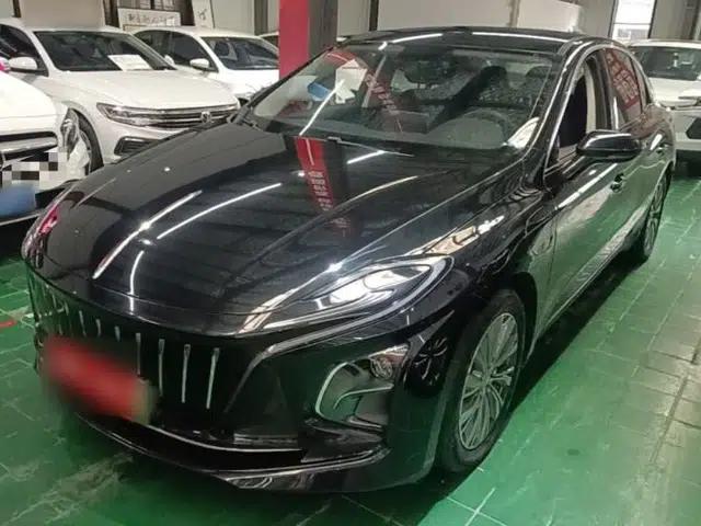 Hongqi E-QM5 2022 431 km Charge & Enjoy Edition