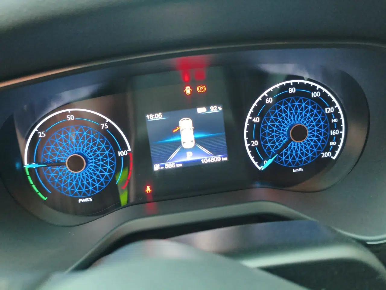 Hongqi E-QM5 2023 620km PLUS — миниатюра 12