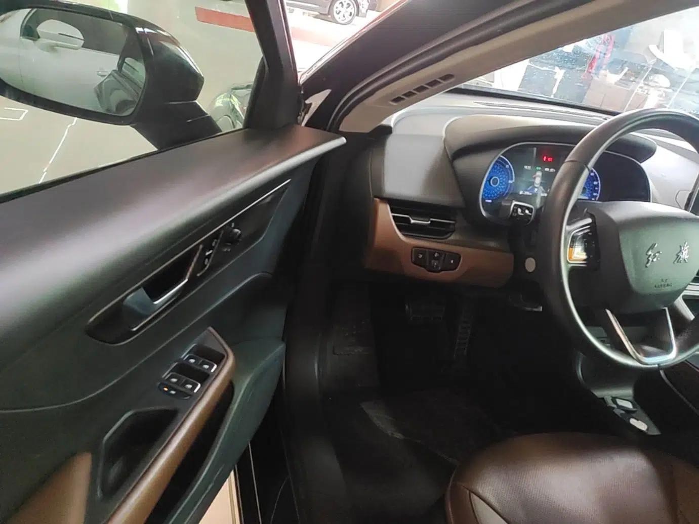 Hongqi E-QM5 2021 Online Booking Charging T3 Edition 4 Seats — миниатюра 19
