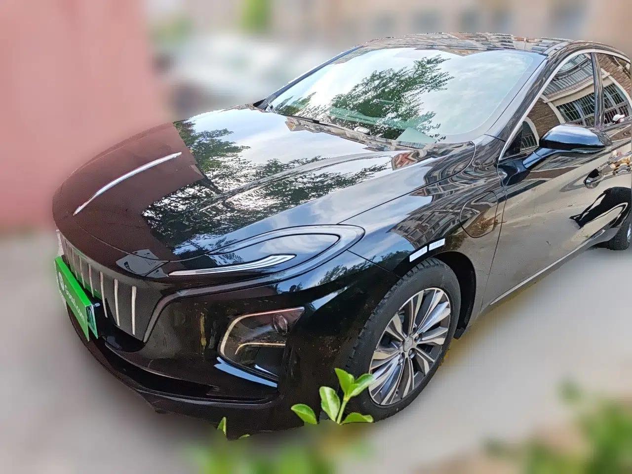 Hongqi E-QM5 2023 560km PLUS — миниатюра 1