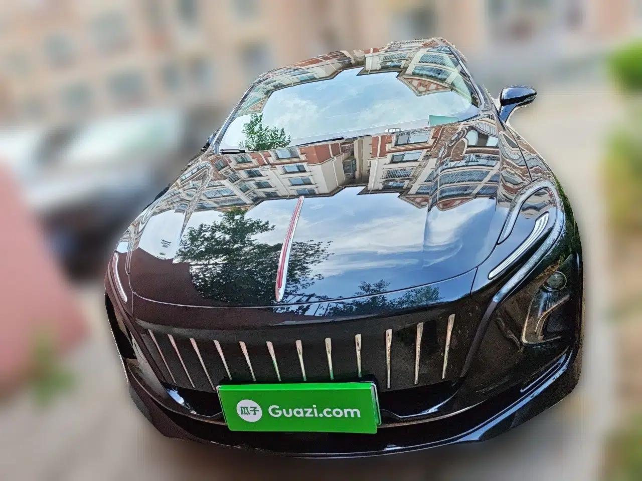 Hongqi E-QM5 2023 560km PLUS — миниатюра 2