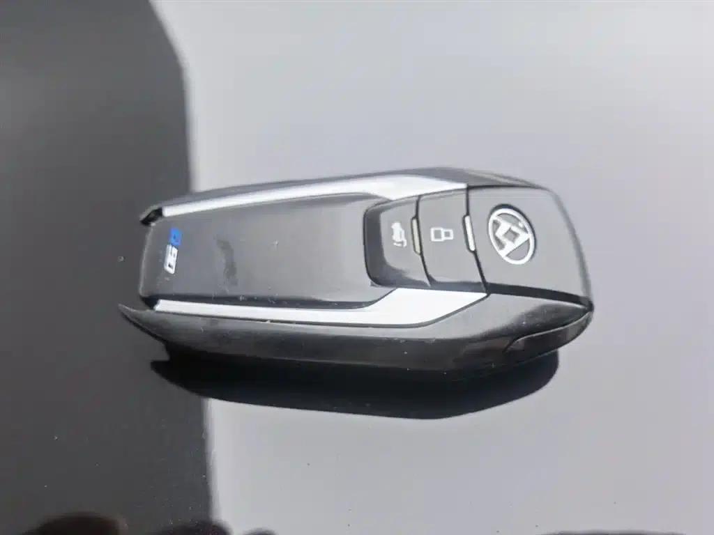 SAIC MAXUS D90 2017 2.0T Automatic 4WD Sirius — миниатюра 19