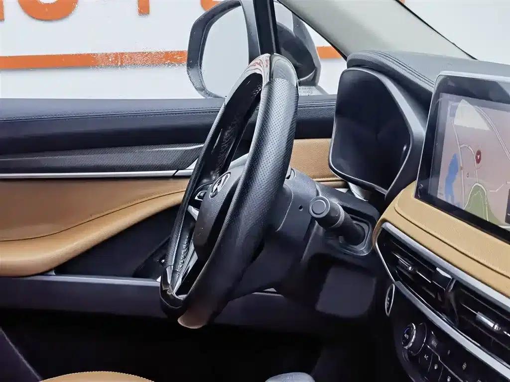 SAIC MAXUS D90 2017 2.0T Automatic 4WD Sirius — миниатюра 22