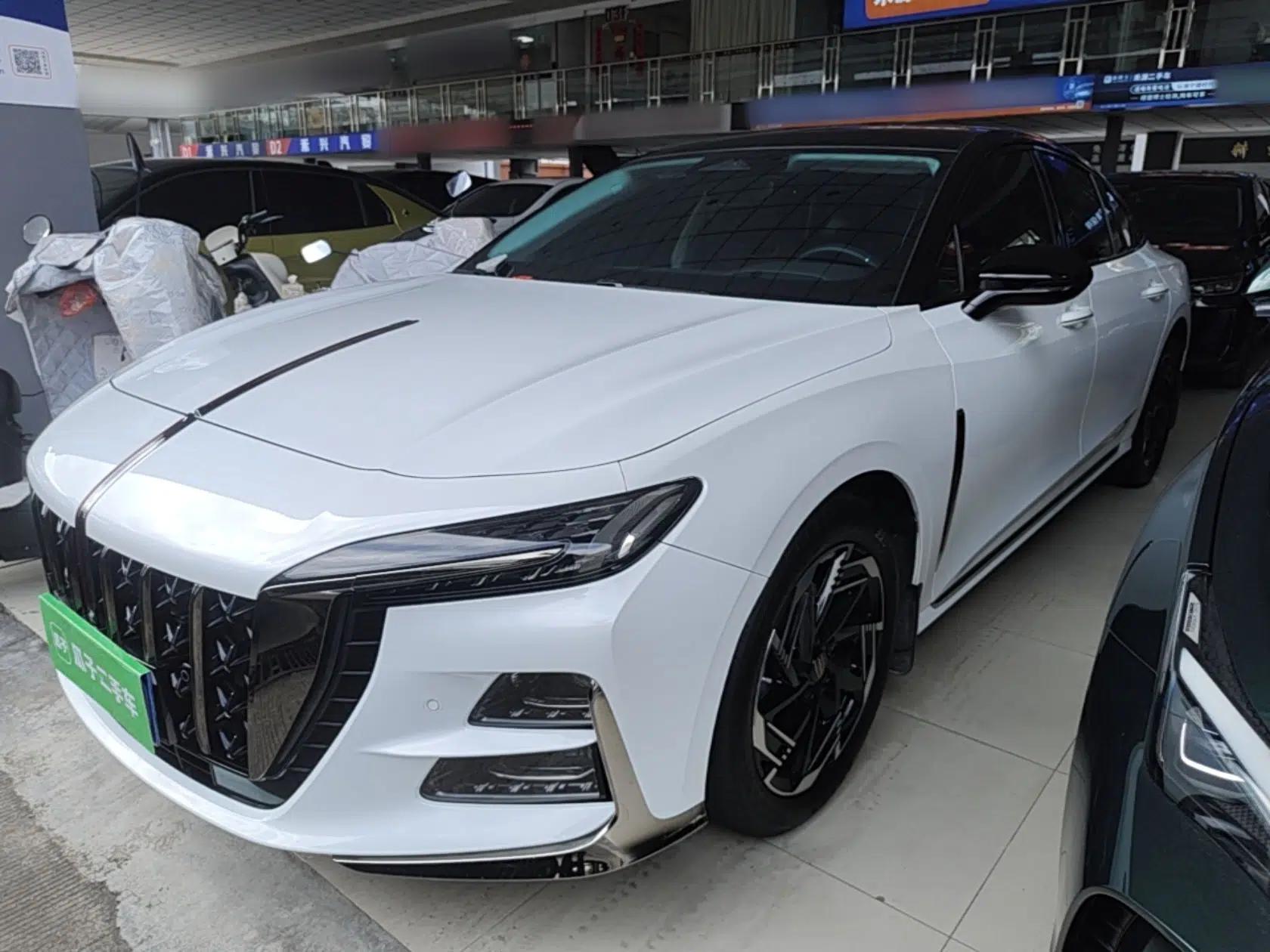 Hongqi H6 2023 2.0T Zhiyi Version — миниатюра 1