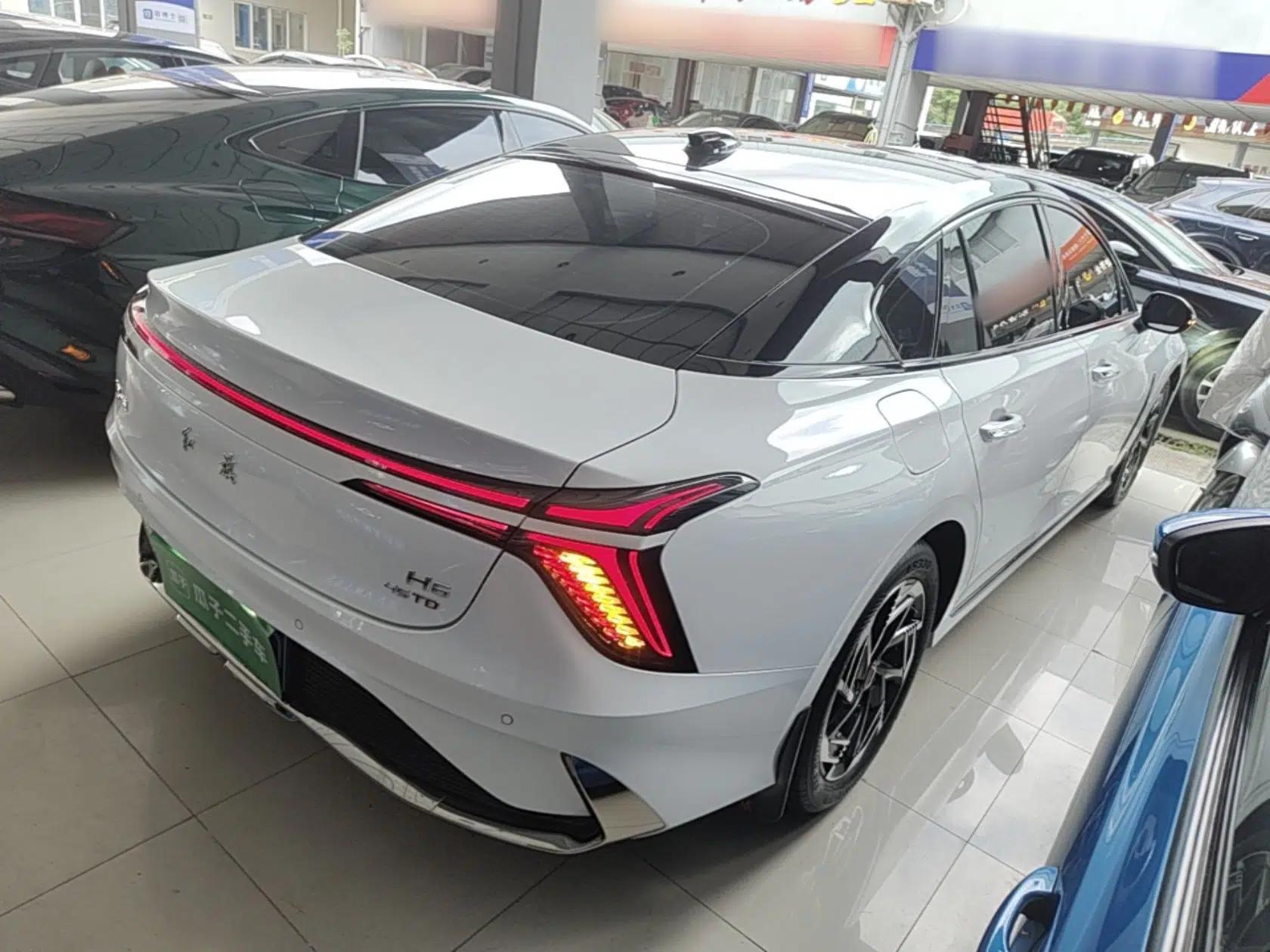 Hongqi H6 2023 2.0T Zhiyi Version — миниатюра 6