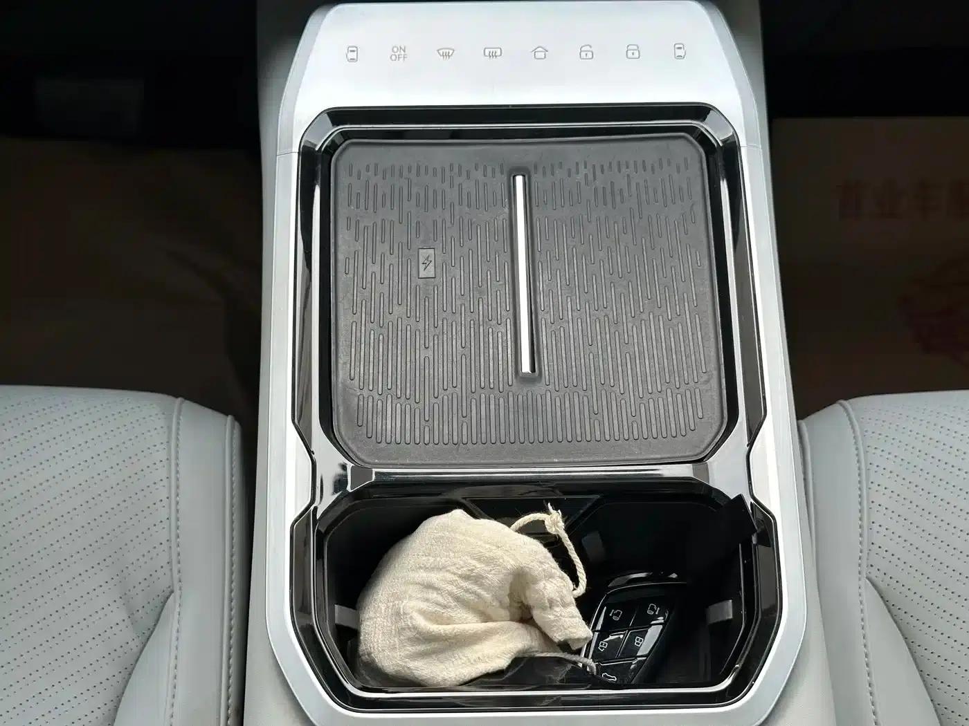 Maxus G70 2024 2.0T Automatic Flagship Edition 7-Seater — миниатюра 12