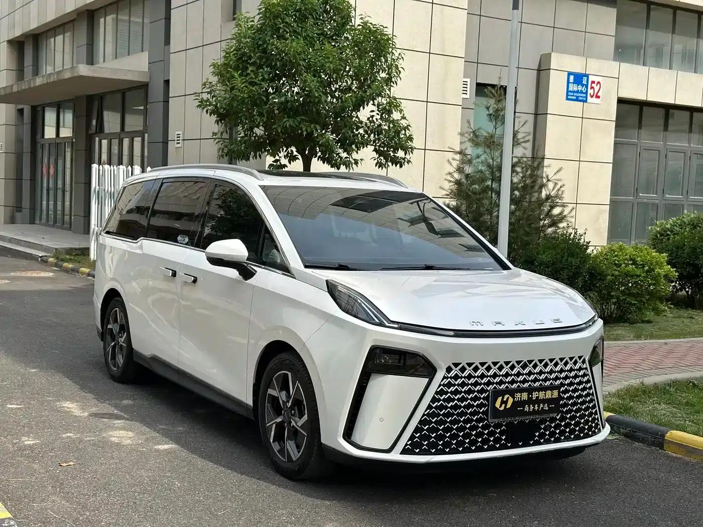 Maxus G70 2024 2.0T Automatic Flagship Edition 7-Seater — миниатюра 3