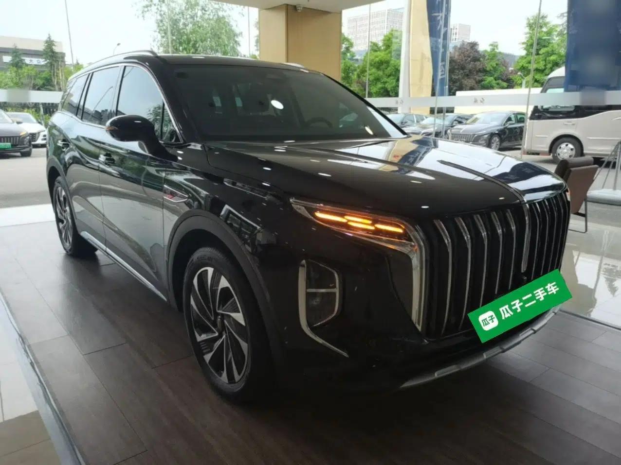 Hongqi HS7 PHEV 2024 2.0T PHEV Four-Wheel Drive Flagship Edition 6 Seats — миниатюра 3