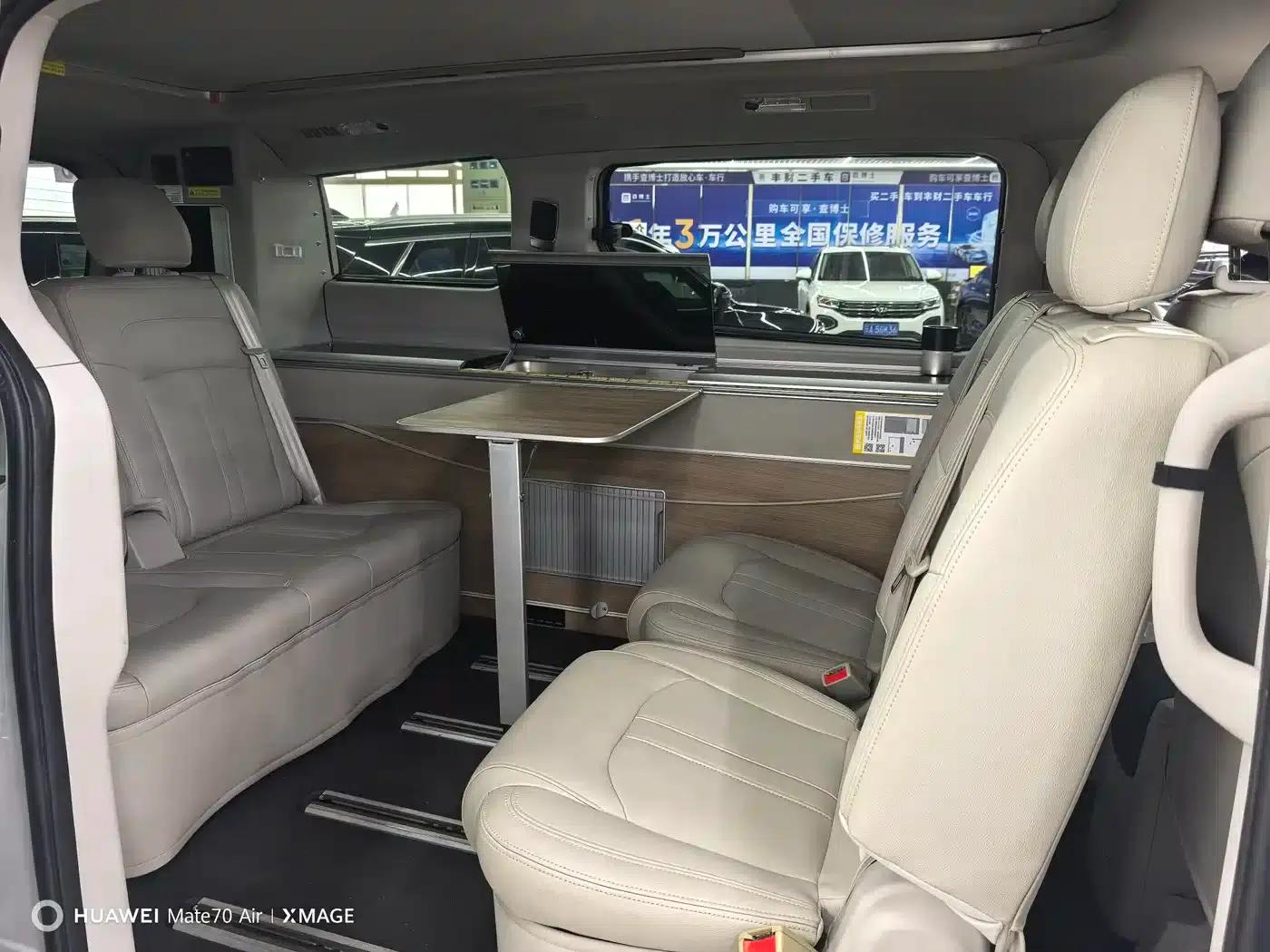SAIC MAXUS RG10 2019 2.0TGI Pop-Top Camper Van Sunshine Edition — миниатюра 4