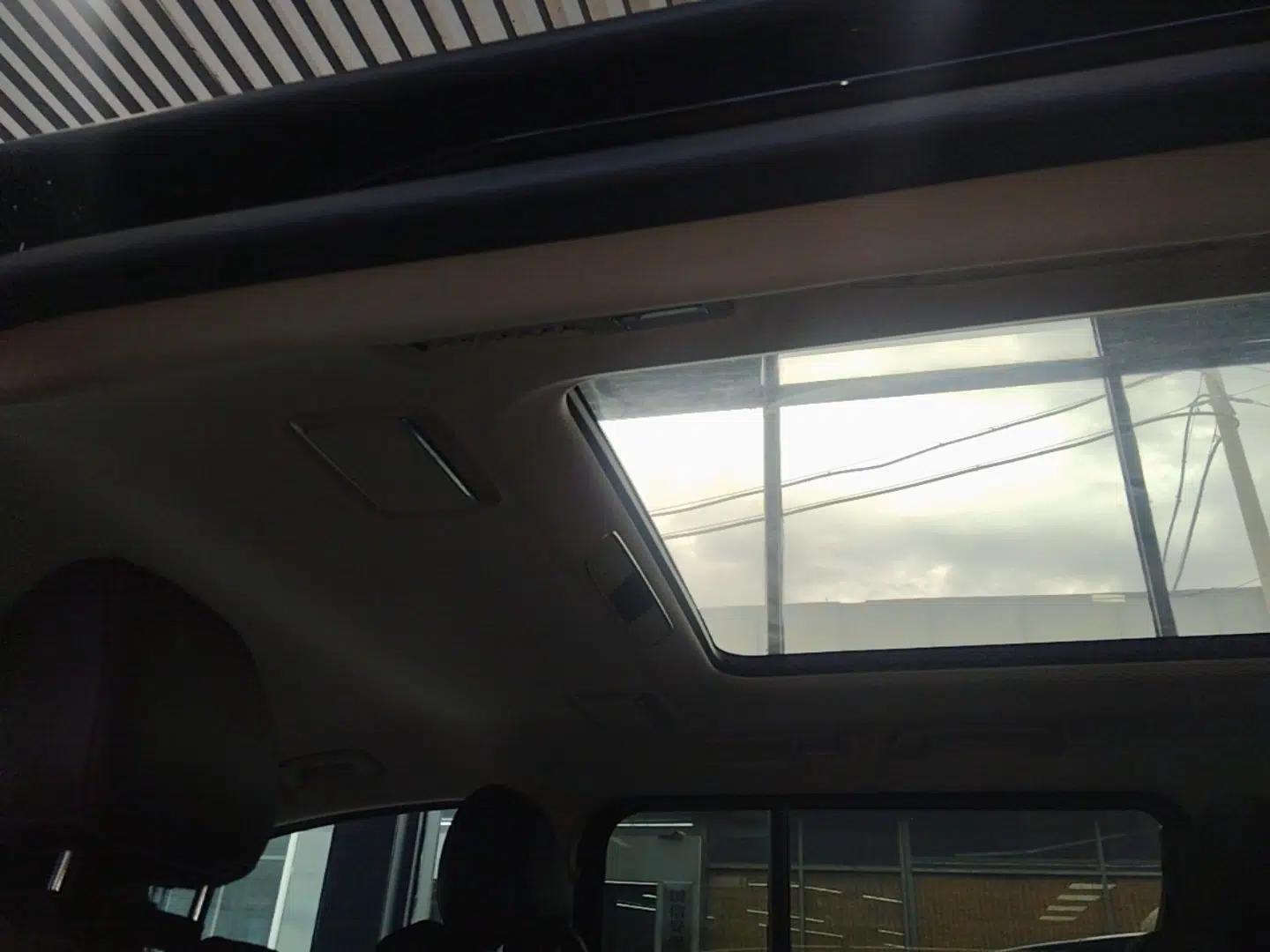 Hongqi HQ9 2023 2.0T Smart Connect Flagship Edition — миниатюра 21