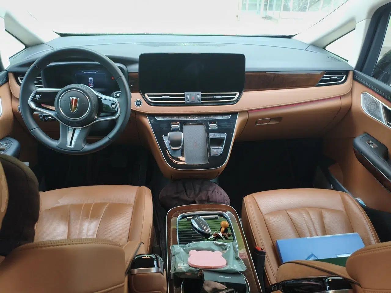Hongqi HQ9 2023 2.0T Smart Connect Flagship Edition — миниатюра 10