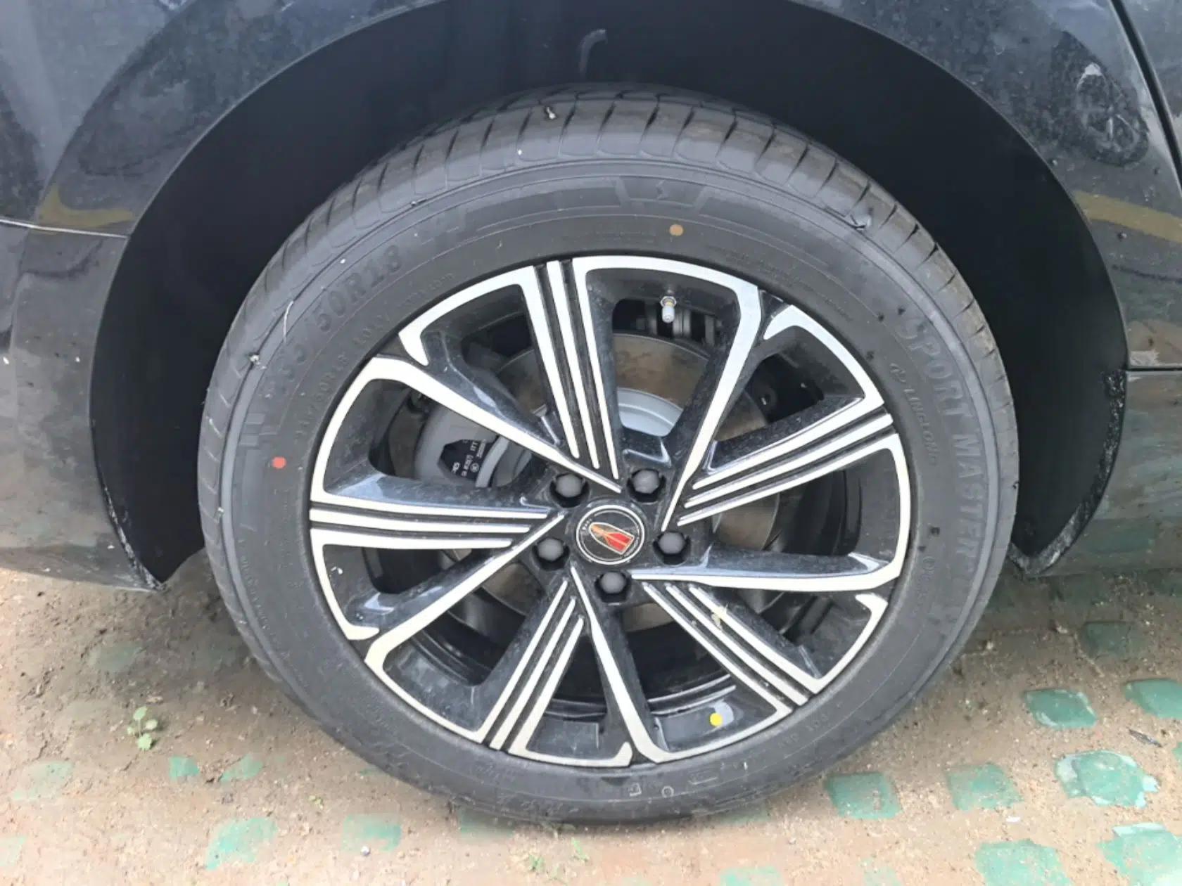 Hongqi H5 PHEV 2025 130 Super Hybrid Version — миниатюра 10
