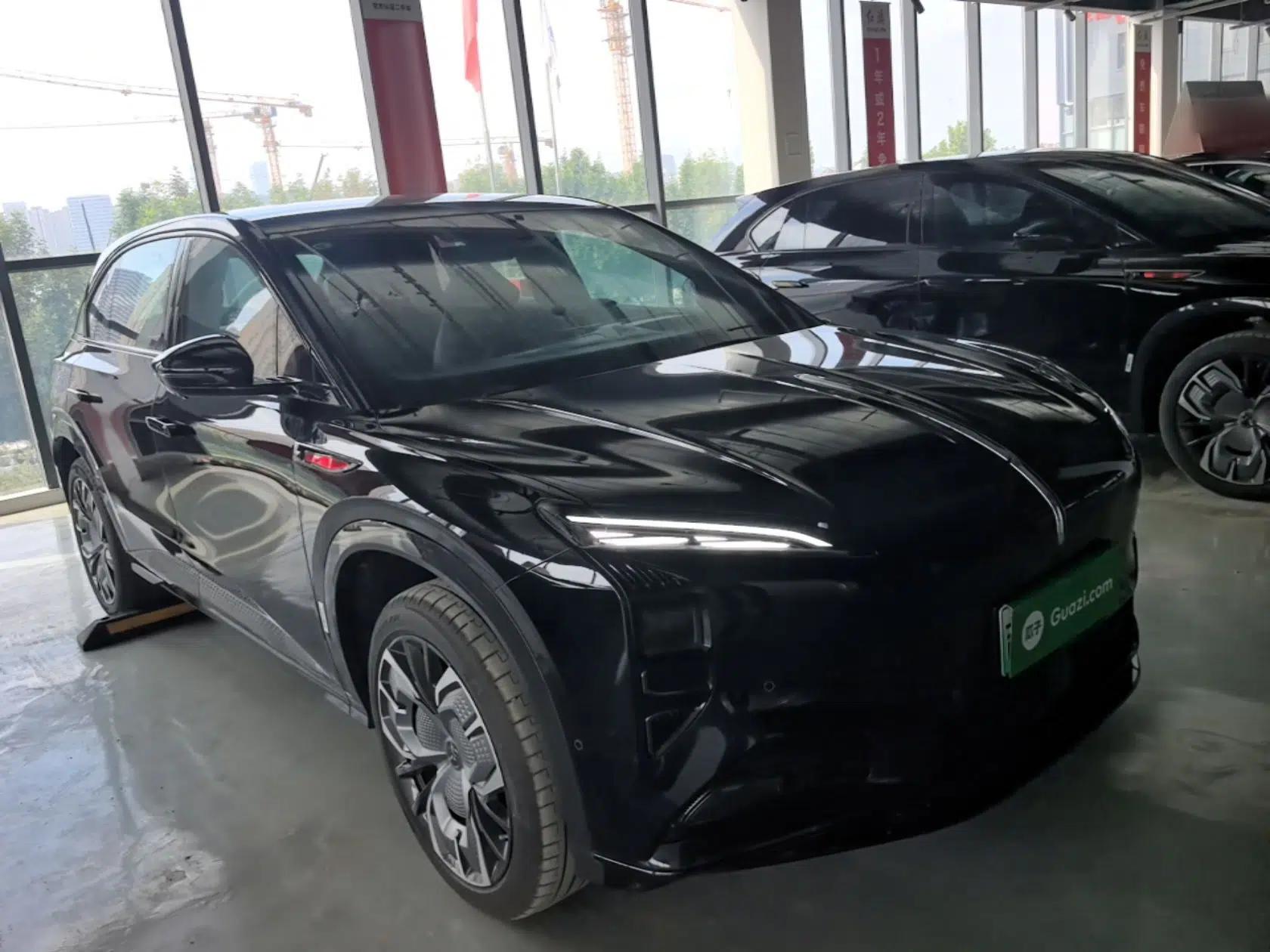 Hongqi Tiangong 08 2025 680 Ultra Four-Wheel-Drive Version — миниатюра 3