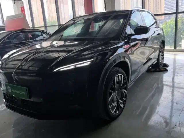 Hongqi Tiangong 08 2025 680 Ultra Four-Wheel-Drive Version