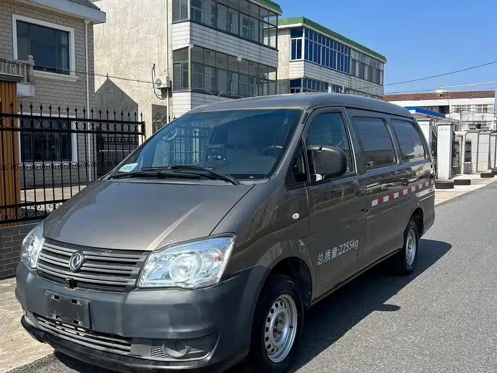 Lingzhi 2019 V3 1.6L 2-seater Logistics Edition — миниатюра 1