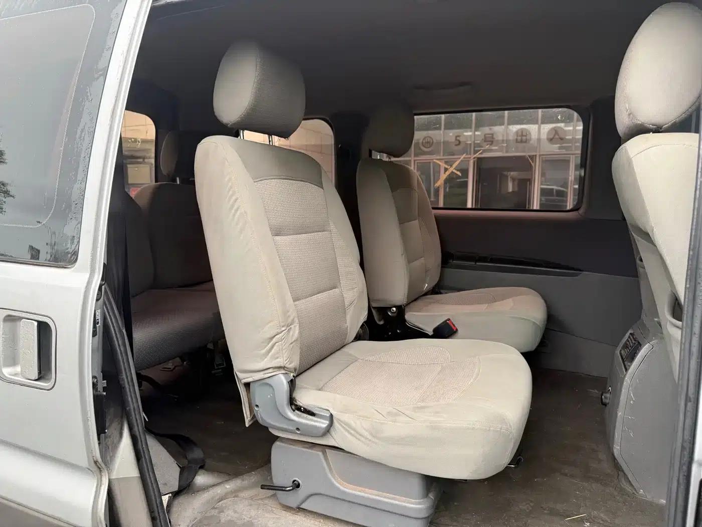 Lingzhi 2013 V3 1.5L 7-seater Standard II — миниатюра 9
