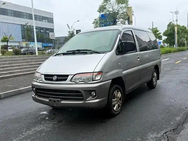 Lingzhi 2013 V3 1.5L 7-seater Standard II