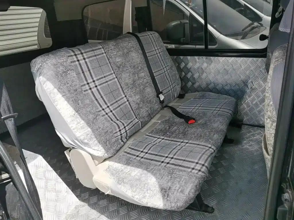 Lingzhi 2022 M5 1.6L Practical 5-Seater — миниатюра 17