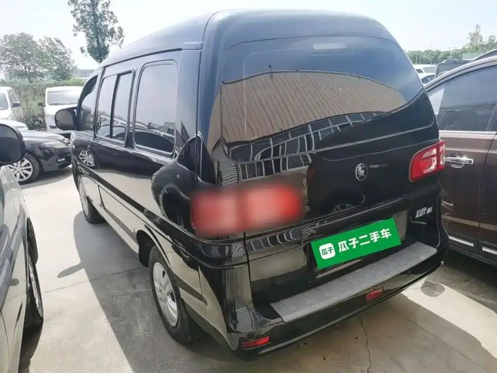 Lingzhi 2022 M5 1.6L Practical 5-Seater — миниатюра 5