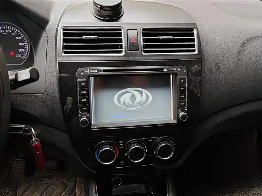 Jingyi X5 2013 1.6L Manual Premium Edition (National IV Emission Standard) — миниатюра 13