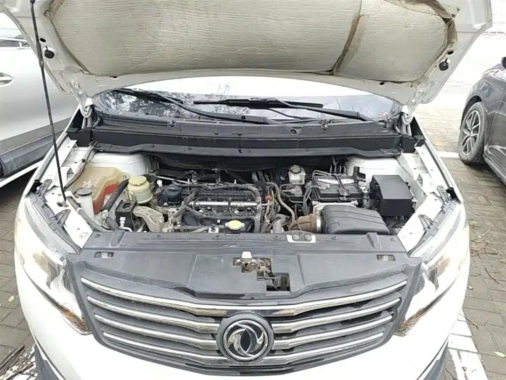 Fengxing S500 2016 Model 1.6L Manual Deluxe — миниатюра 20