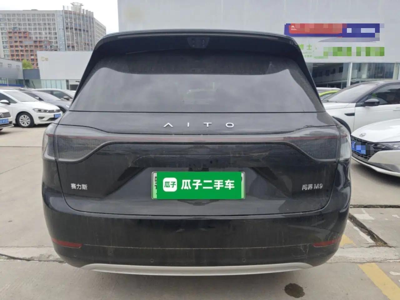 Hima AITO M9 2025 Extended-Range Max Version 52 kWh 6-Seater Edition — миниатюра 5