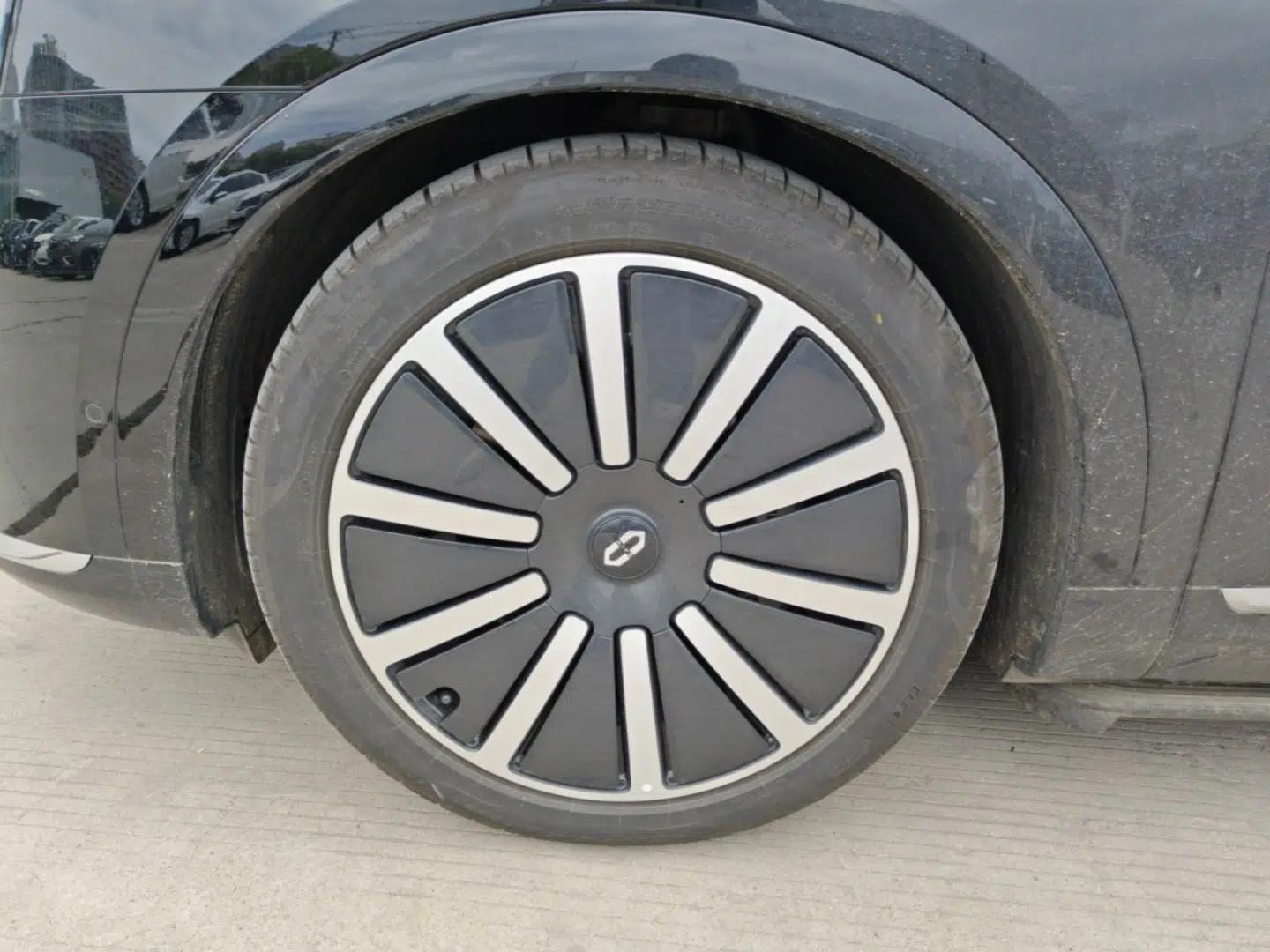 Hima AITO M9 2025 Extended-Range Max Version 52 kWh 6-Seater Edition — миниатюра 8