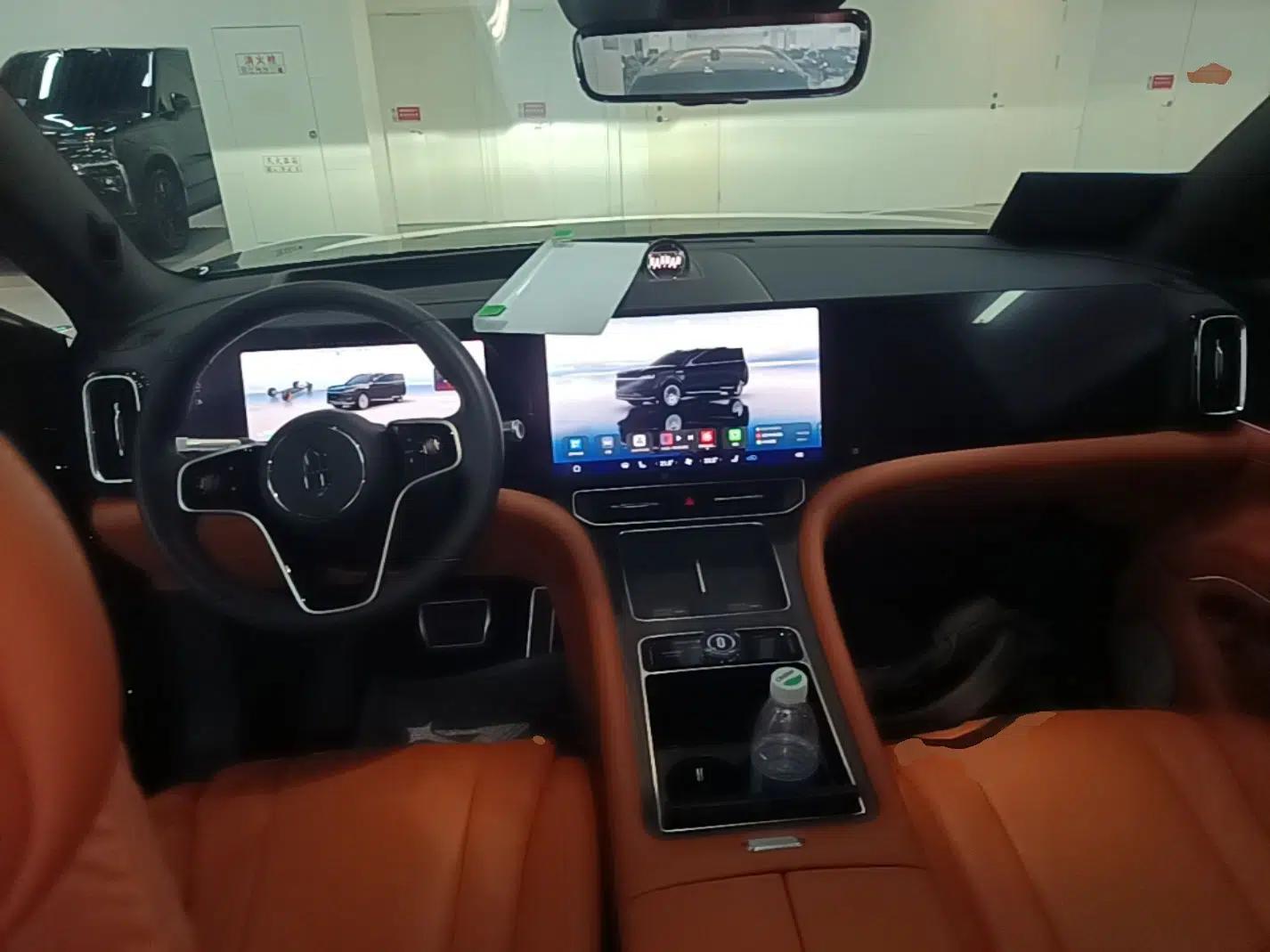 Hima AITO M9 2025 Extended-Range Max Version 52 kWh 6-Seater Edition — миниатюра 13