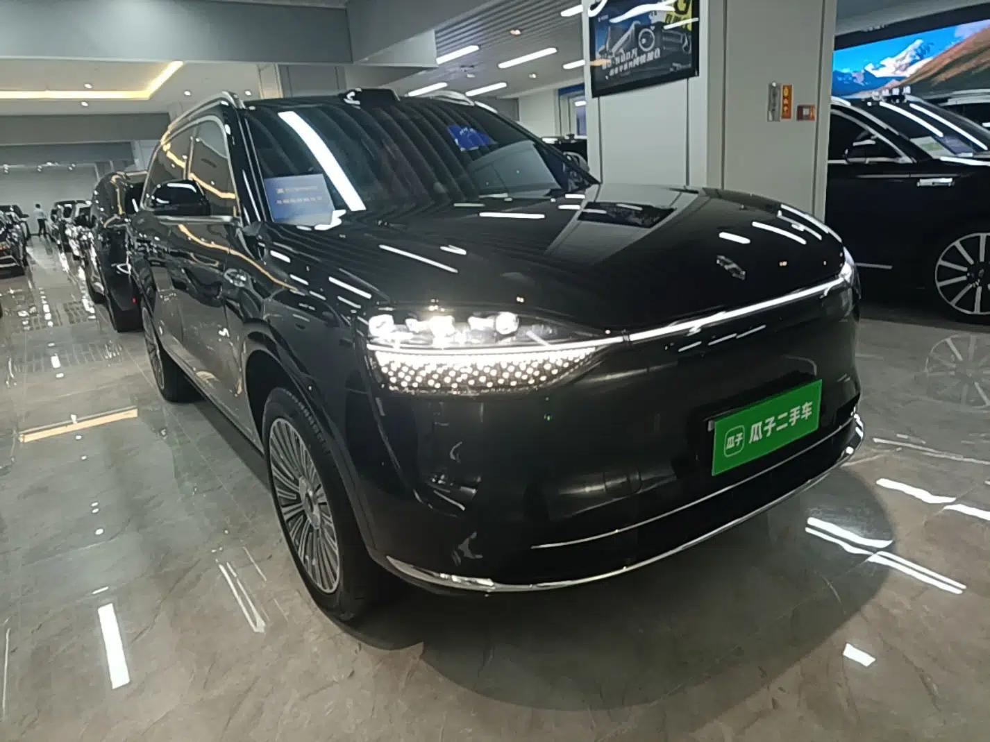 Hima AITO M9 2025 Extended-Range Max Version 52 kWh 6-Seater Edition — миниатюра 3