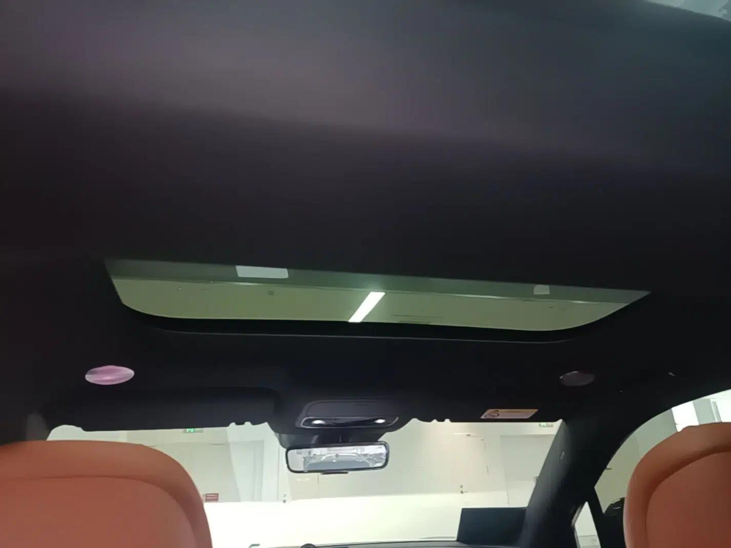 Hima AITO M9 2025 Extended-Range Max Version 52 kWh 6-Seater Edition — миниатюра 21