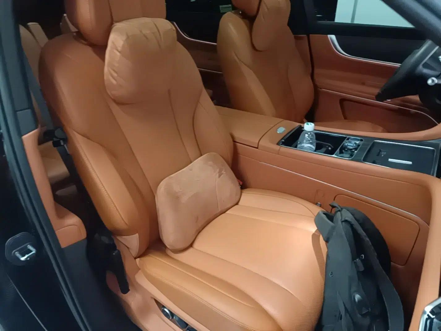 Hima AITO M9 2025 Extended-Range Max Version 52 kWh 6-Seater Edition — миниатюра 23