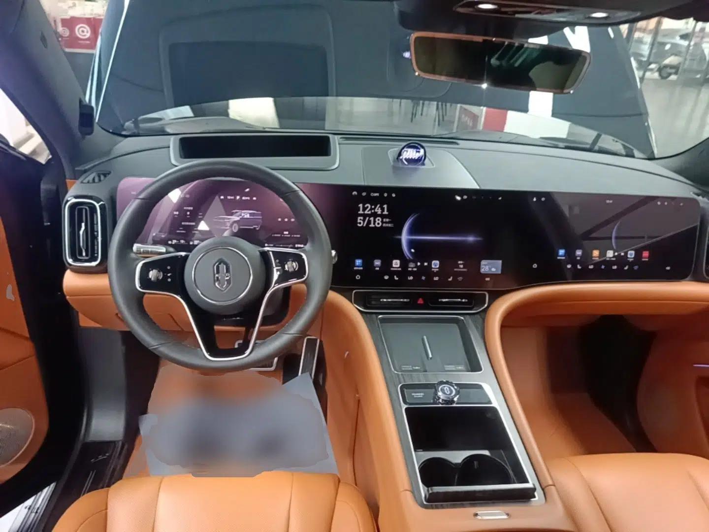 Hima AITO M9 2024 Range-Extended Max Edition 42 kWh 6-Seater Version — миниатюра 13