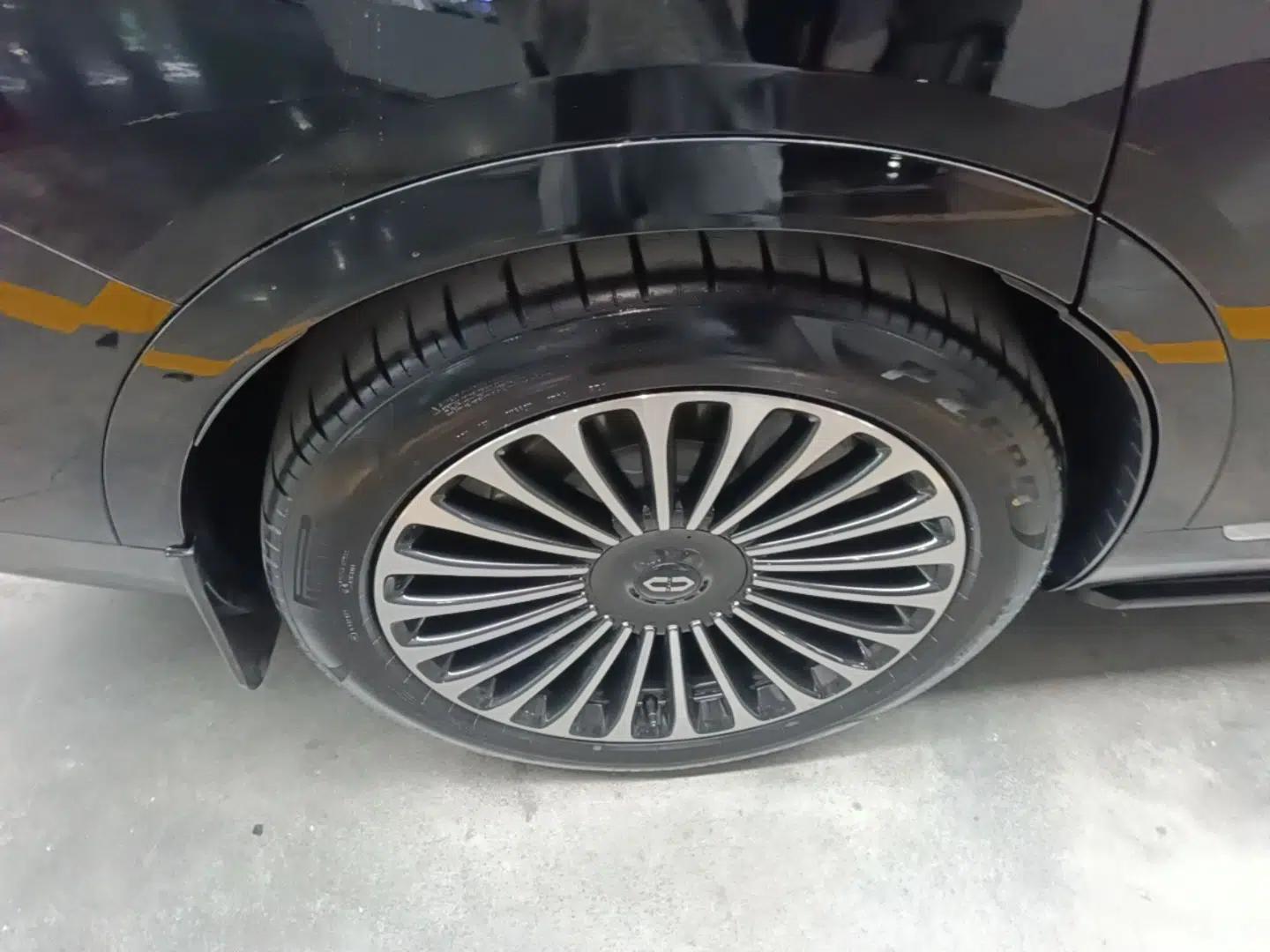 Hima AITO M9 2024 Range-Extended Max Edition 42 kWh 6-Seater Version — миниатюра 10