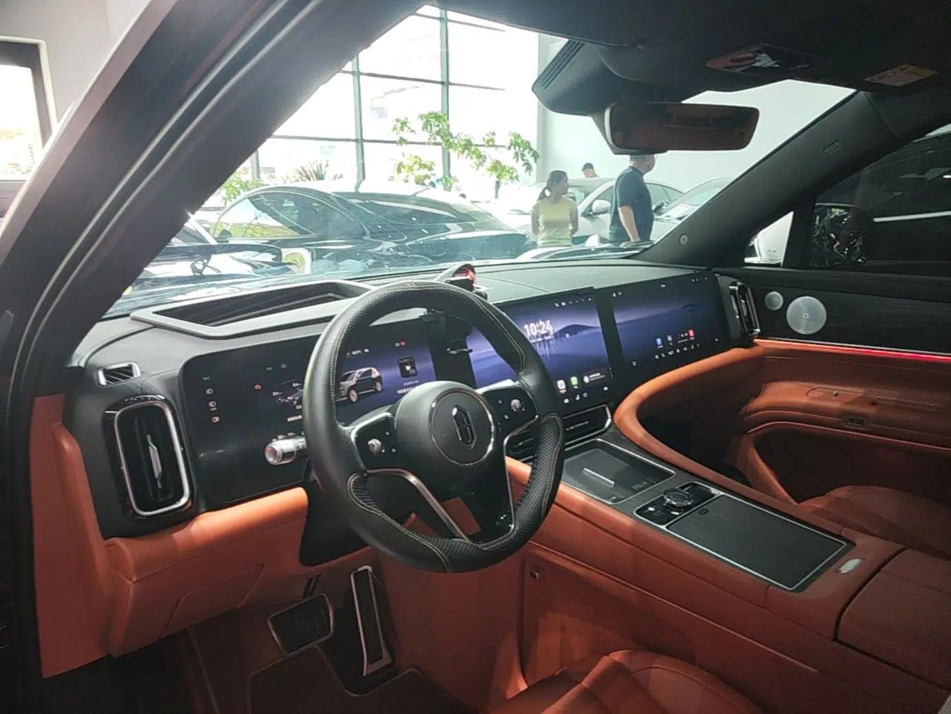 Hima AITO M9 2024 Range-Extended Ultra Version 52 kWh 6-Seater Model — миниатюра 13
