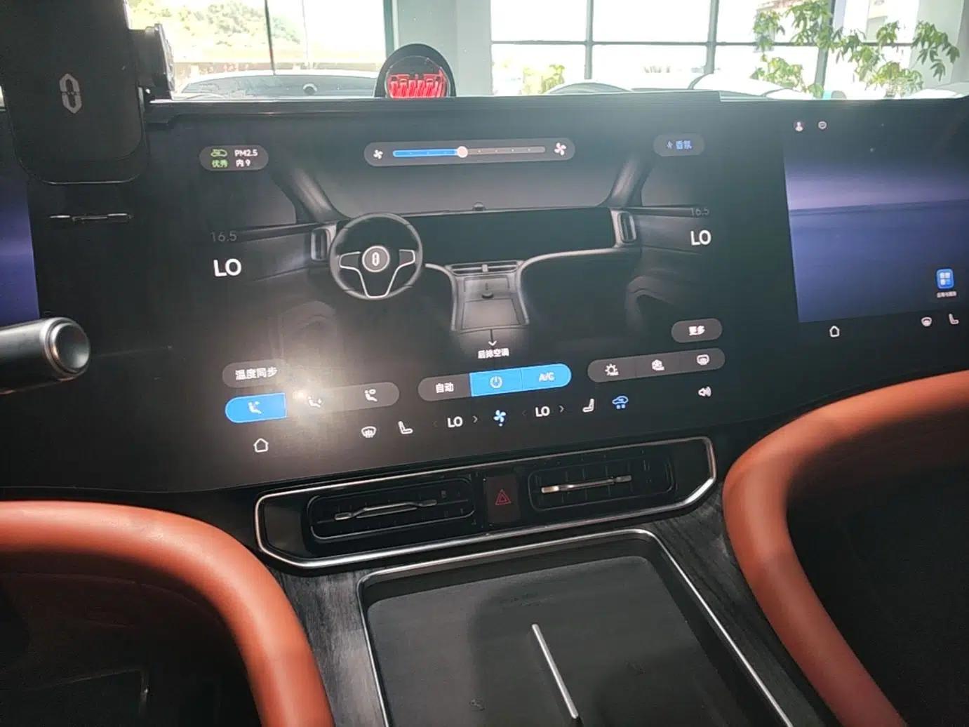 Hima AITO M9 2024 Range-Extended Ultra Version 52 kWh 6-Seater Model — миниатюра 16