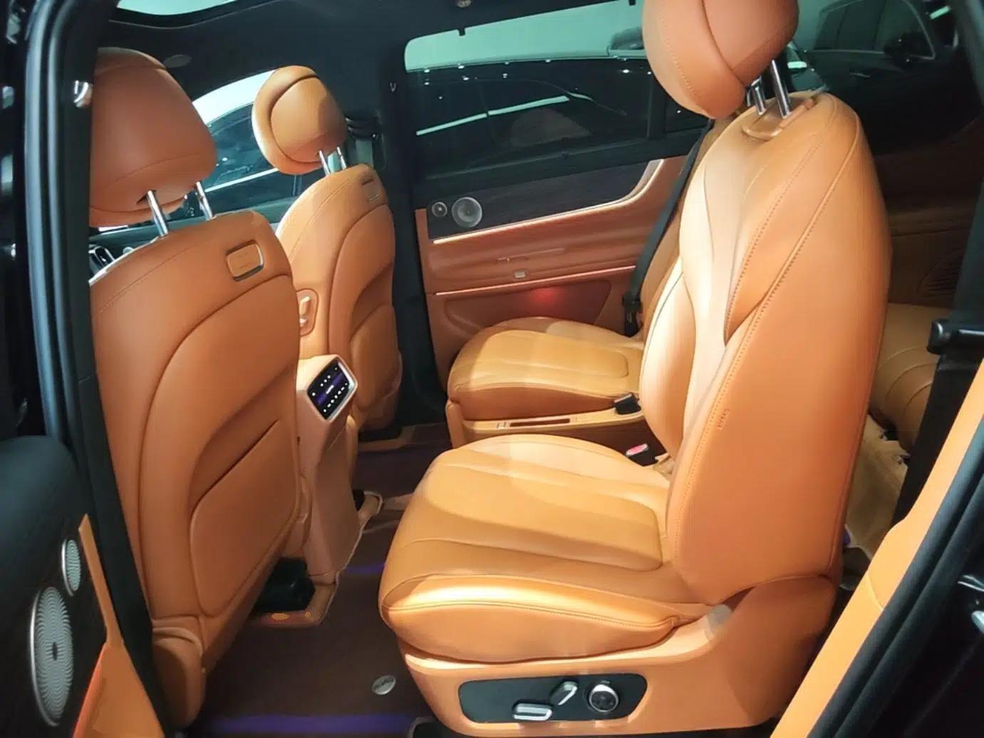 Hima AITO M9 2024 Range-Extended Ultra Version 52 kWh 6-Seater Model — миниатюра 20