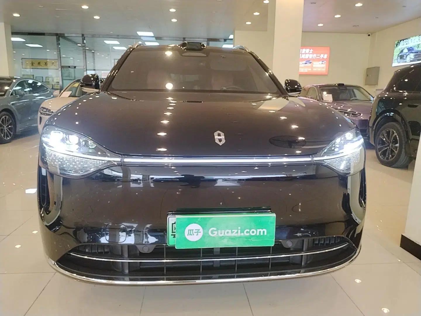 Hima AITO M9 2025 Extended-Range Ultra Version 52 kWh 6-Seater — миниатюра 2