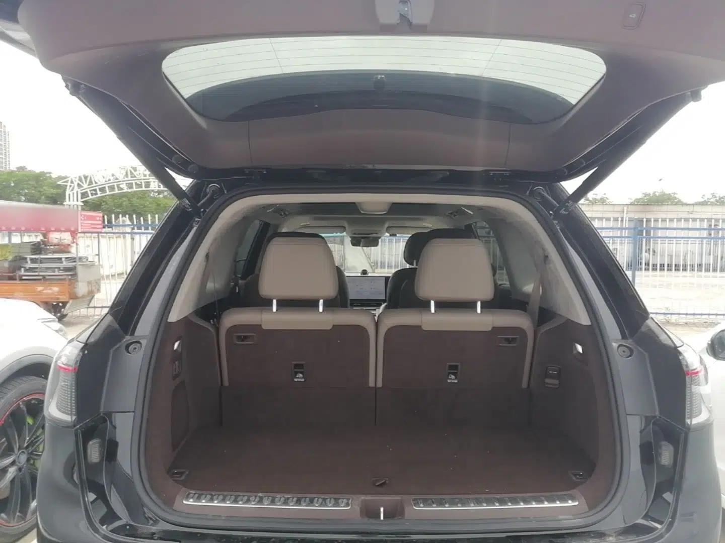 Hima AITO M9 2024 Range-Extended Ultra Version 52 kWh 6-Seater Model — миниатюра 22