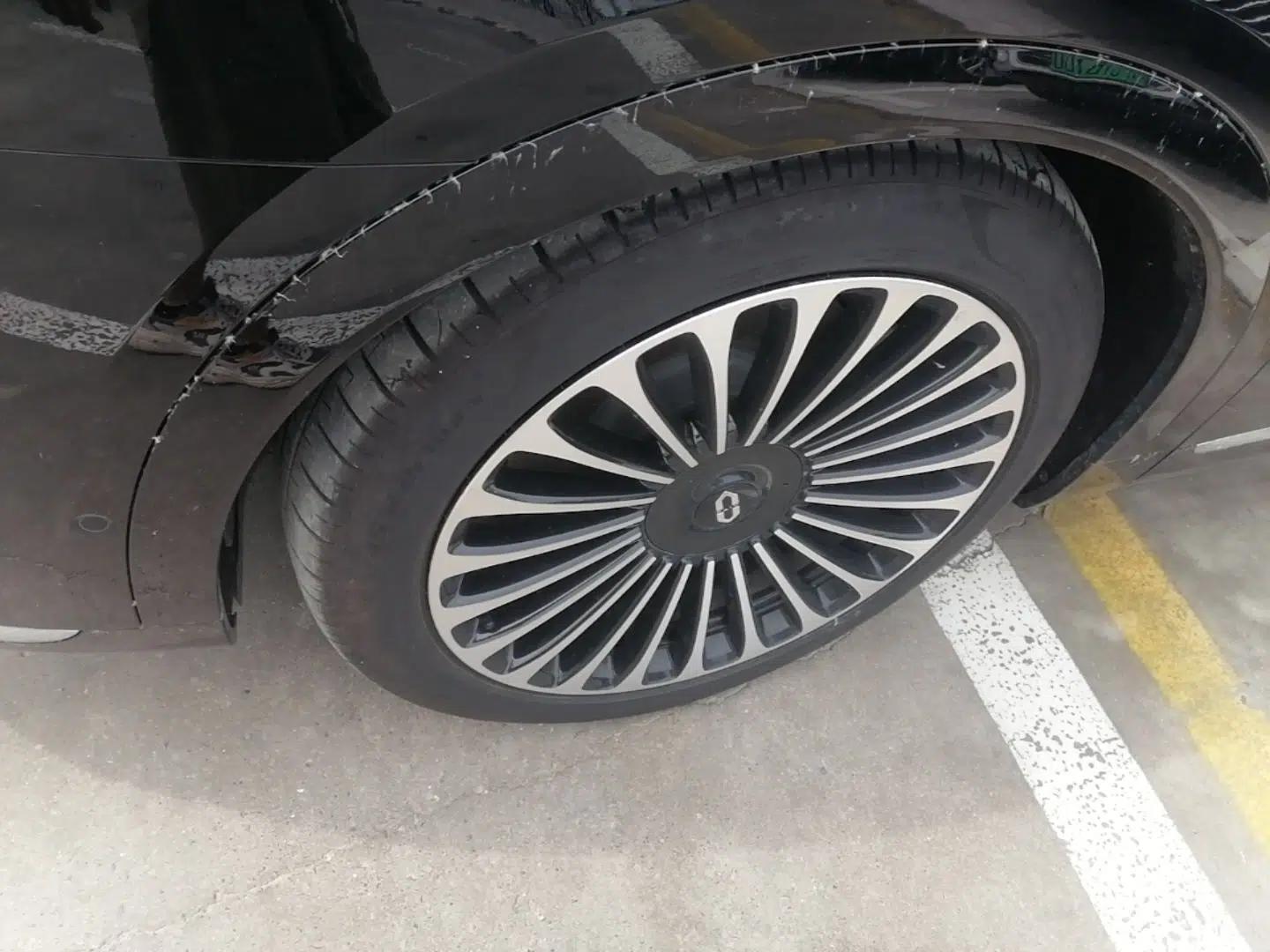 Hima AITO M9 2024 Range-Extended Ultra Version 52 kWh 6-Seater Model — миниатюра 8