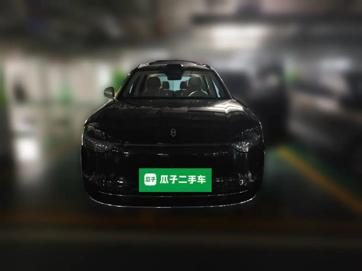 Hima AITO M9 2024 Range-Extended Ultra Version 42 kWh 6-Seater Model — миниатюра 2