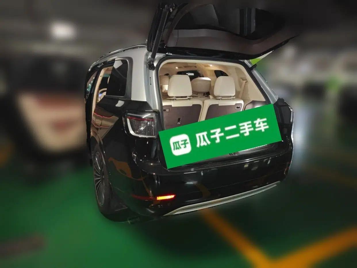 Hima AITO M9 2024 Range-Extended Ultra Version 42 kWh 6-Seater Model — миниатюра 4