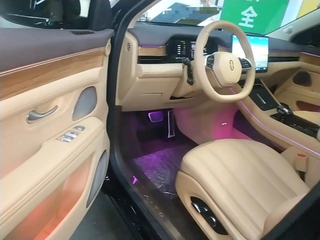 Hima AITO M7 2024 1.5T Intelligent Drive Rear-Drive Ultra Version 5 Seats — миниатюра 19