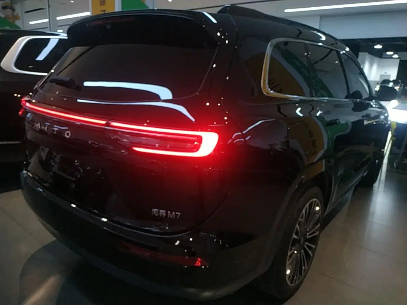 Hima AITO M7 2024 1.5T Intelligent Drive Rear-Drive Ultra Version 5 Seats — миниатюра 6