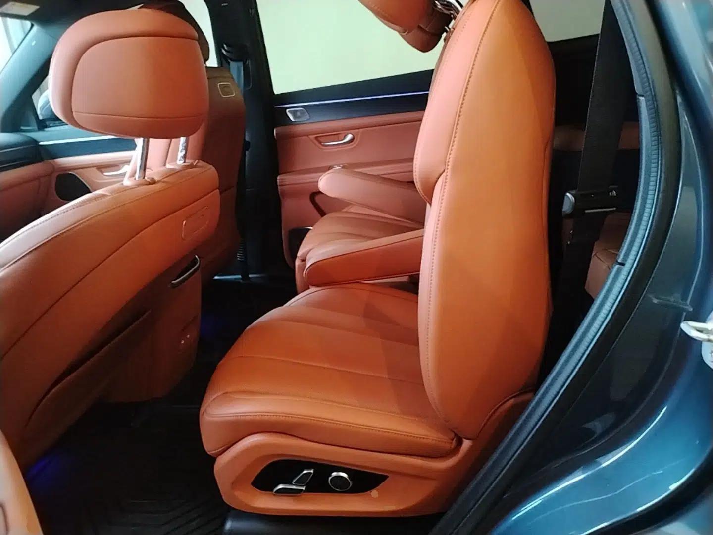 Hima AITO M7 2024 1.5T Intelligent Driving 4WD Ultra Version 6 Seats — миниатюра 20