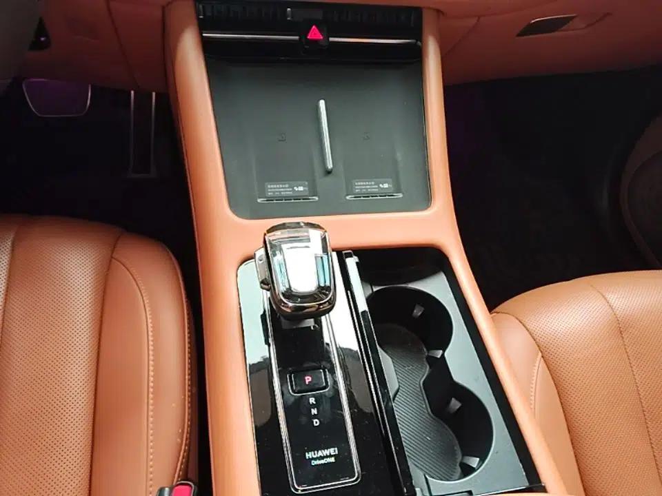 Hima AITO M7 2024 1.5T Intelligent Drive Rear-Drive Ultra Version 5 Seats — миниатюра 16